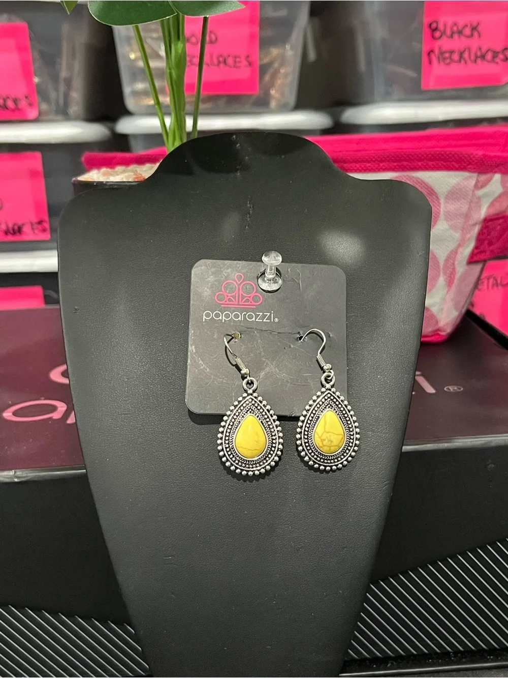paparazzi yellow teardrop